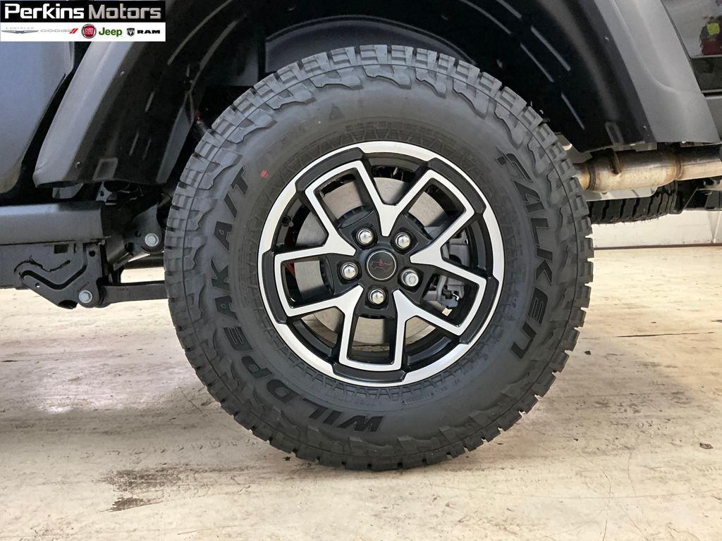 new 2025 Jeep Gladiator car, priced at $47,321