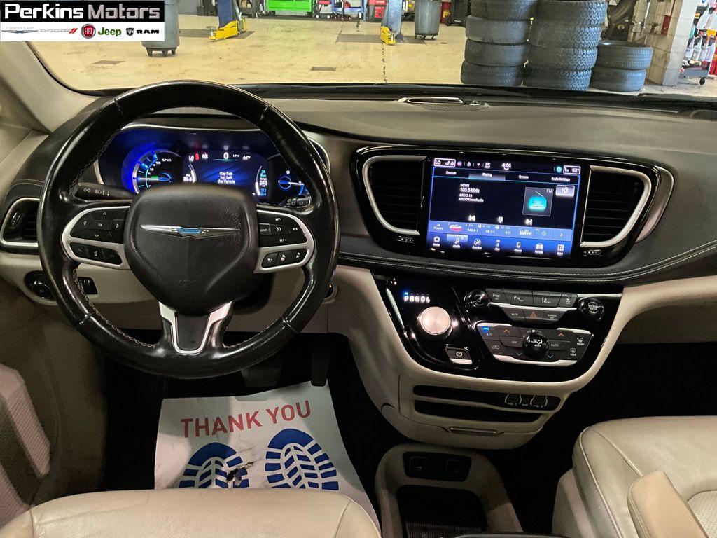 used 2021 Chrysler Pacifica Hybrid car, priced at $23,594