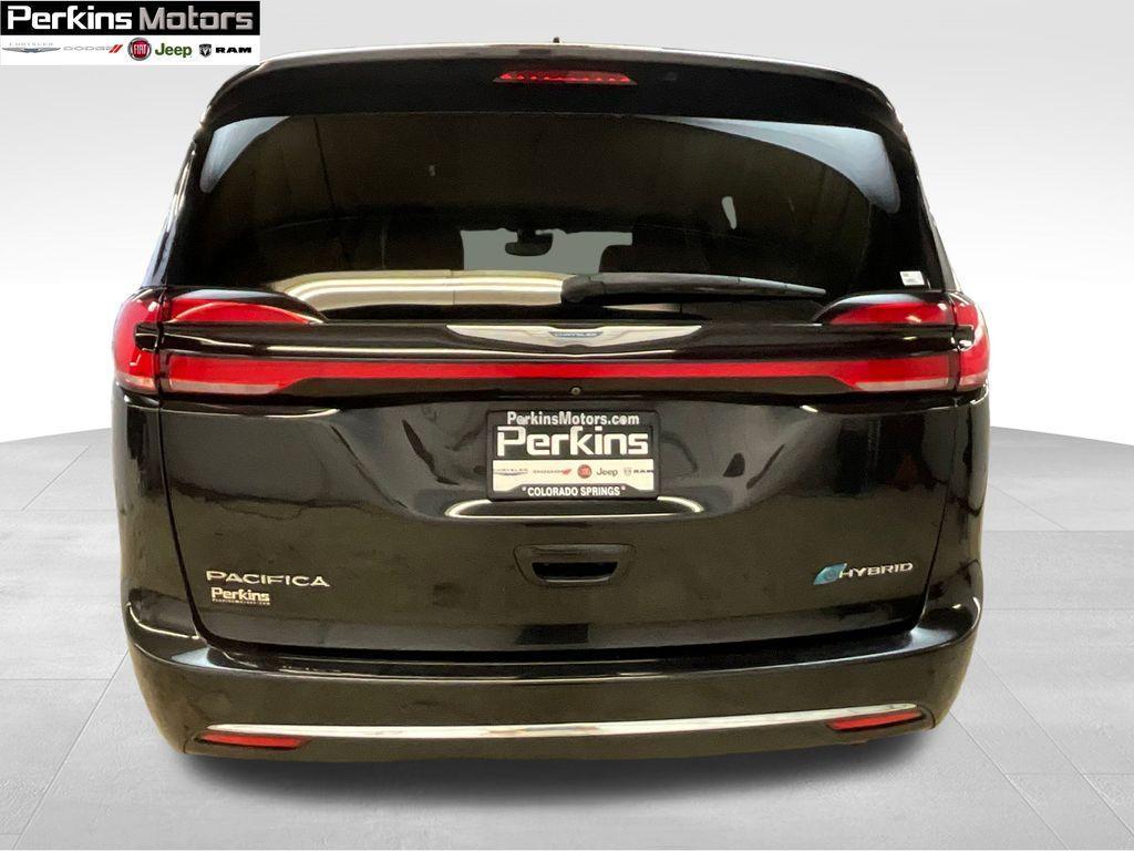used 2021 Chrysler Pacifica Hybrid car, priced at $23,594