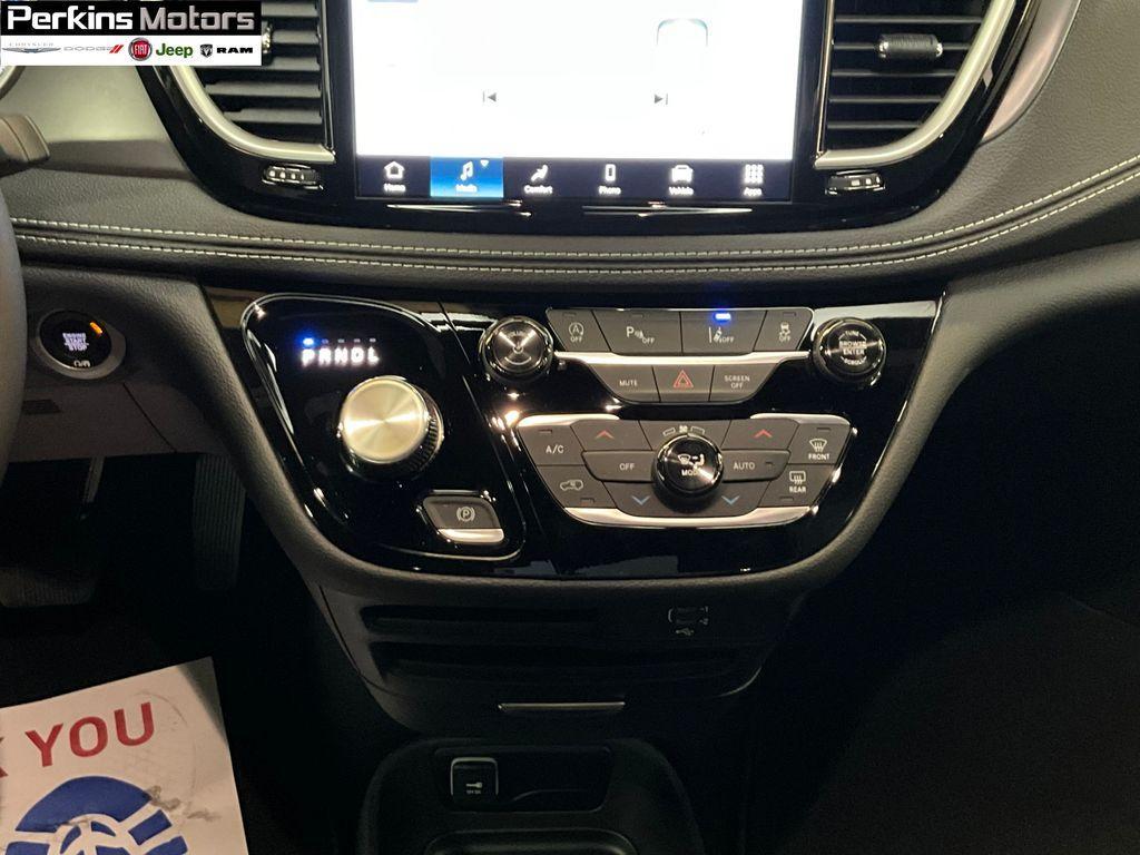 new 2026 Chrysler Pacifica car, priced at $47,875