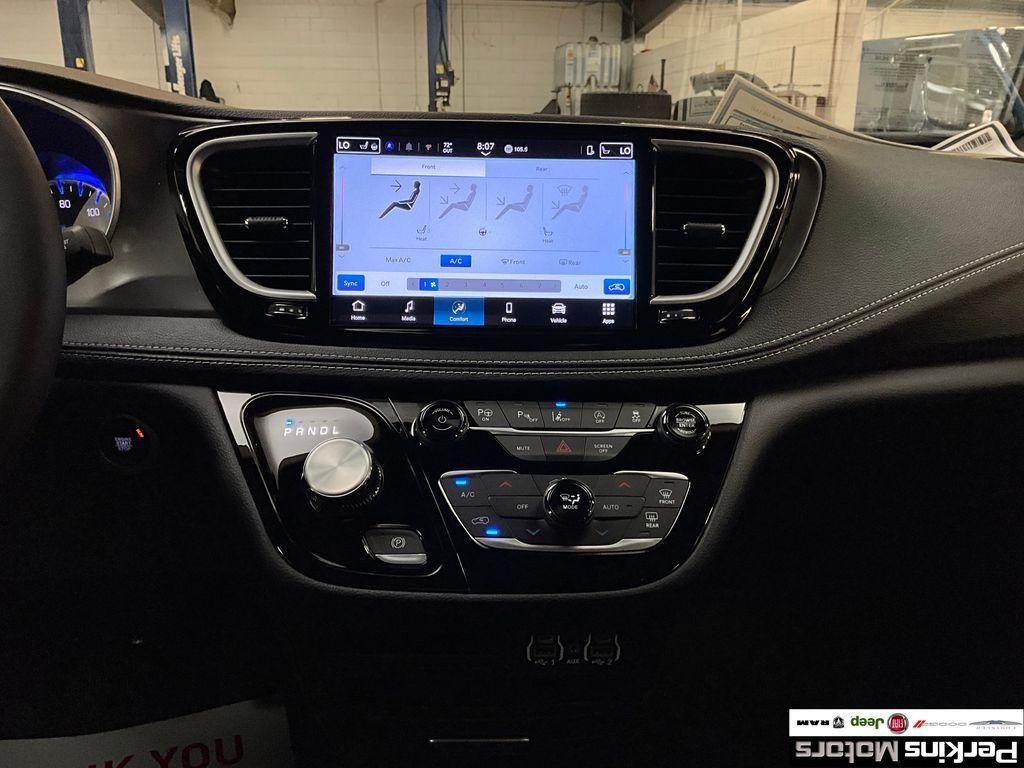 new 2025 Chrysler Pacifica car, priced at $41,471