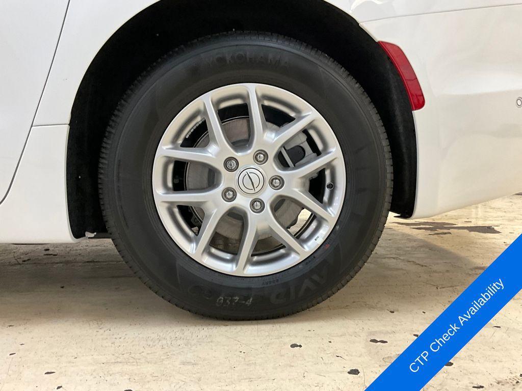 new 2025 Chrysler Pacifica car, priced at $38,721