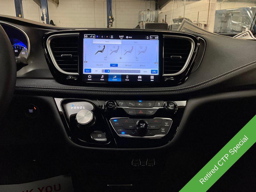 new 2025 Chrysler Pacifica car, priced at $37,098