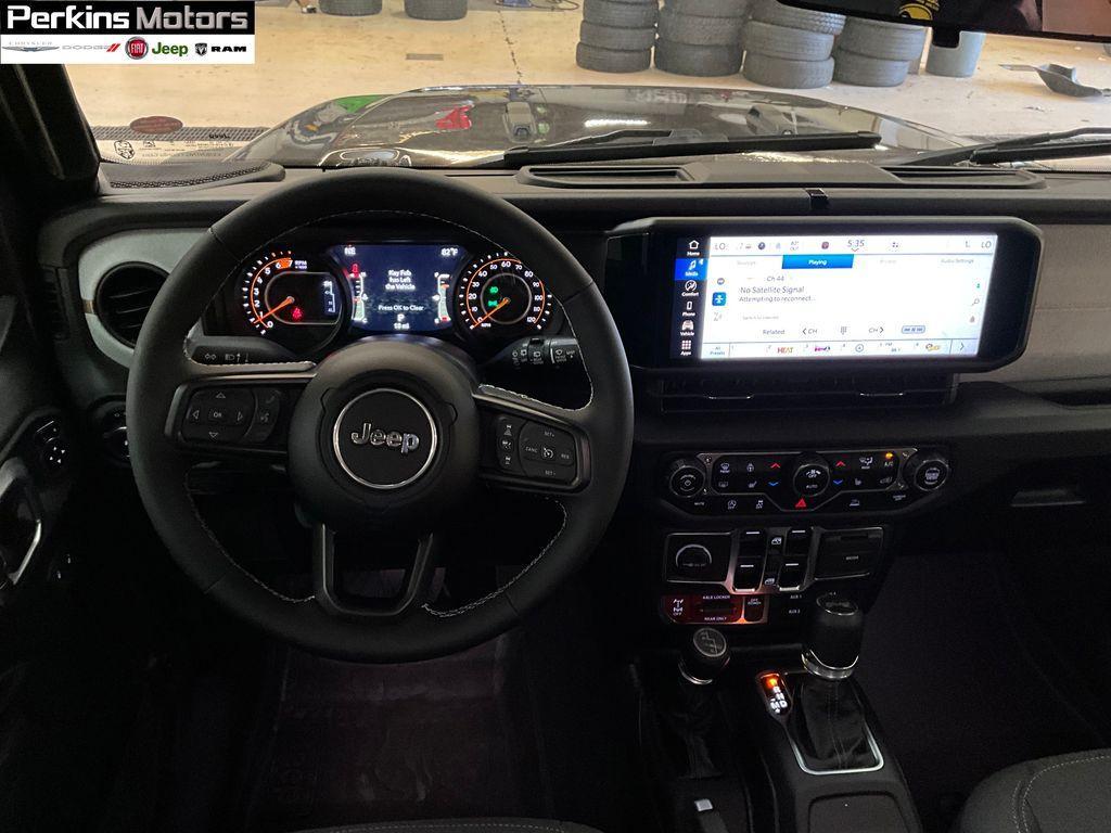new 2025 Jeep Wrangler car, priced at $46,237