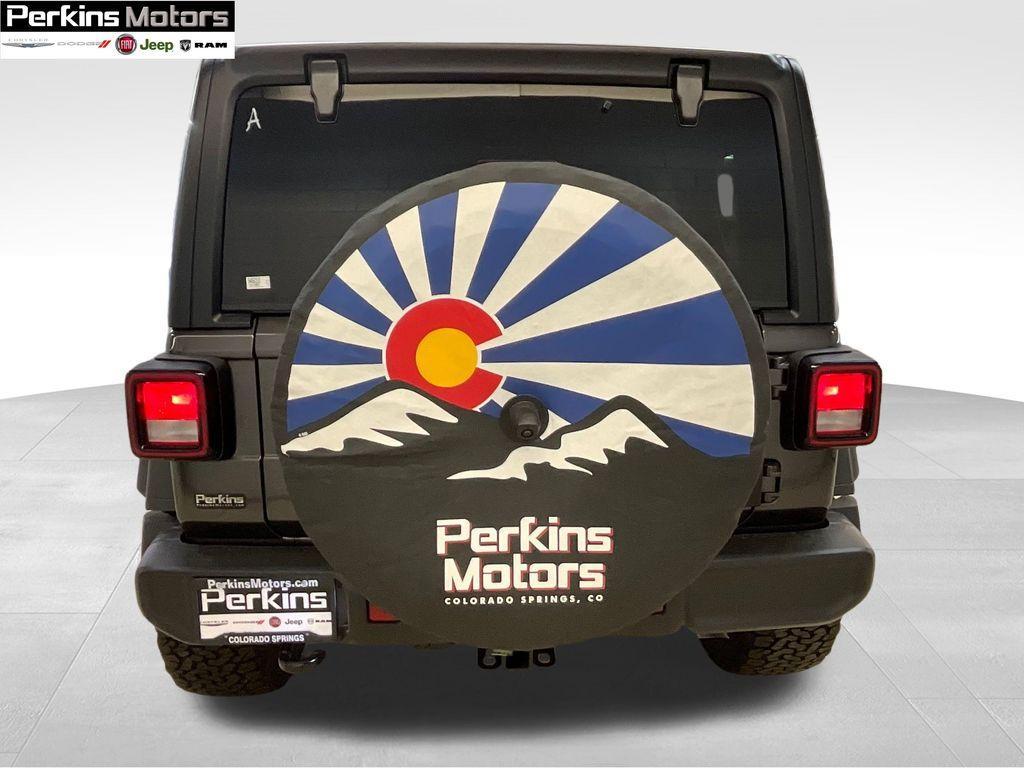 new 2025 Jeep Wrangler car, priced at $46,237