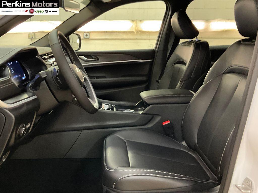 new 2025 Jeep Grand Cherokee L car, priced at $45,263