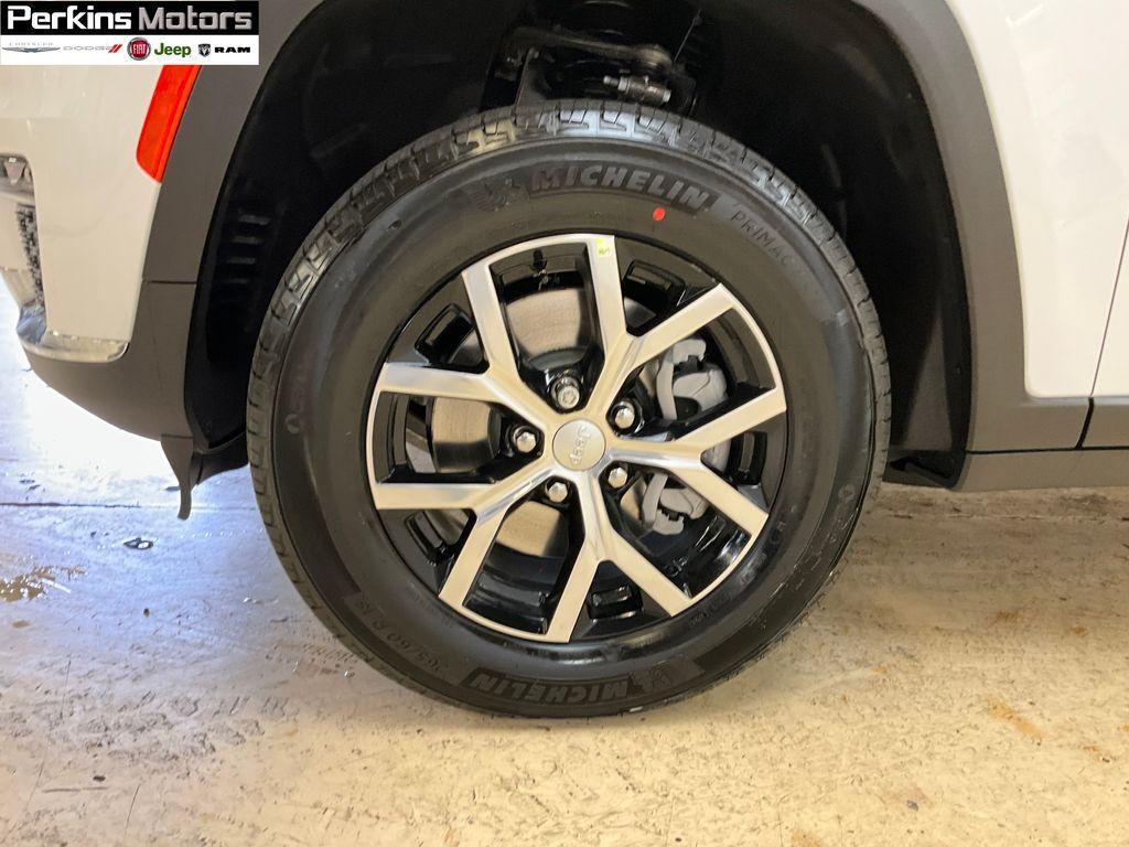 new 2025 Jeep Grand Cherokee L car, priced at $45,263