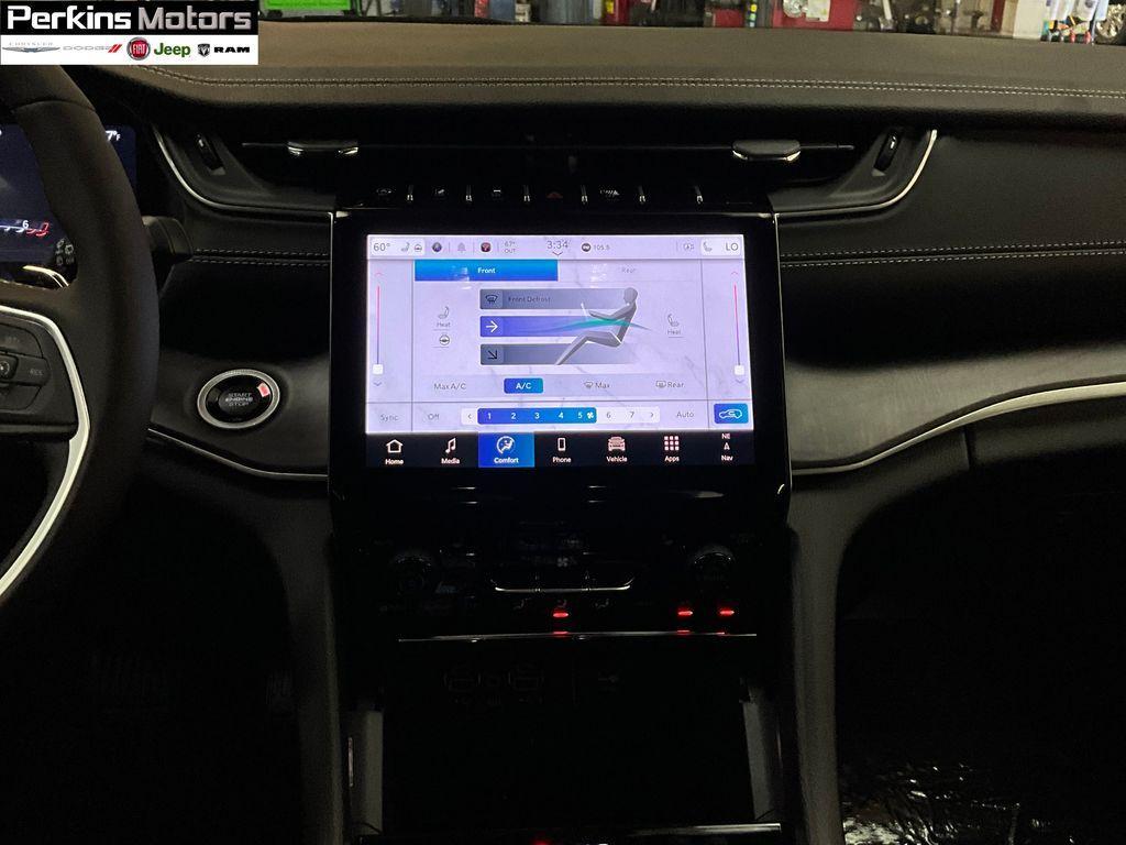 new 2025 Jeep Grand Cherokee L car, priced at $45,263