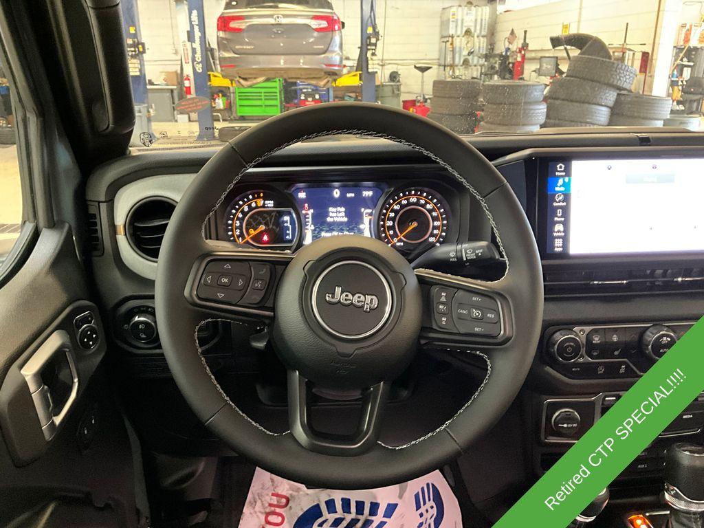 new 2025 Jeep Gladiator car, priced at $41,486