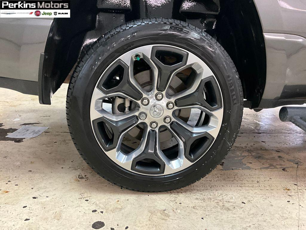 used 2021 Ram 1500 car, priced at $34,662