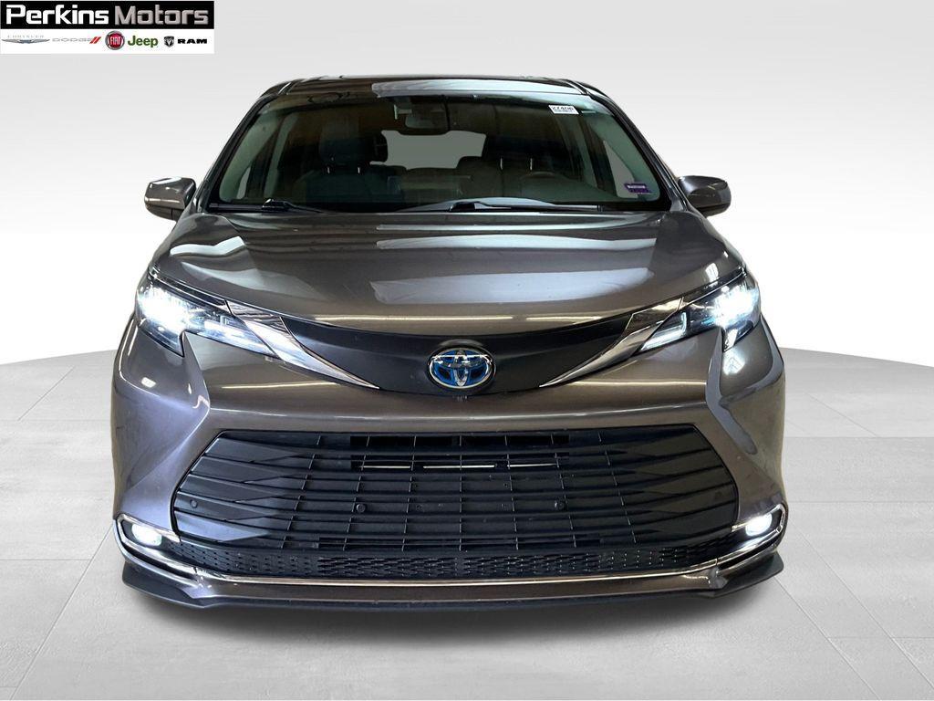 used 2024 Toyota Sienna car, priced at $41,355