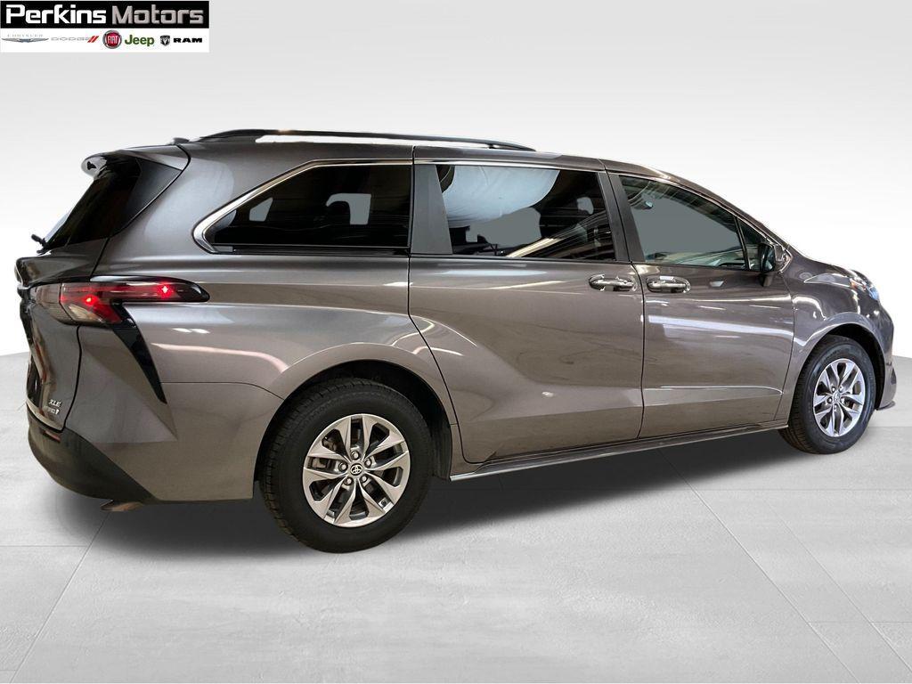 used 2024 Toyota Sienna car, priced at $41,355