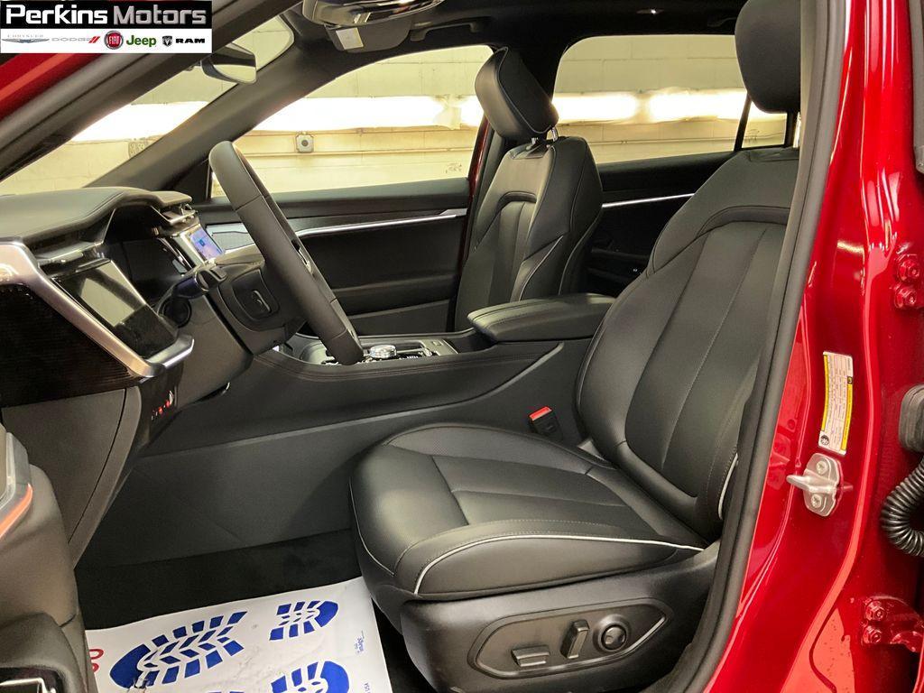 new 2025 Jeep Wagoneer S car, priced at $42,146