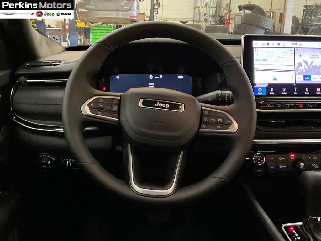 new 2025 Jeep Compass car, priced at $34,900