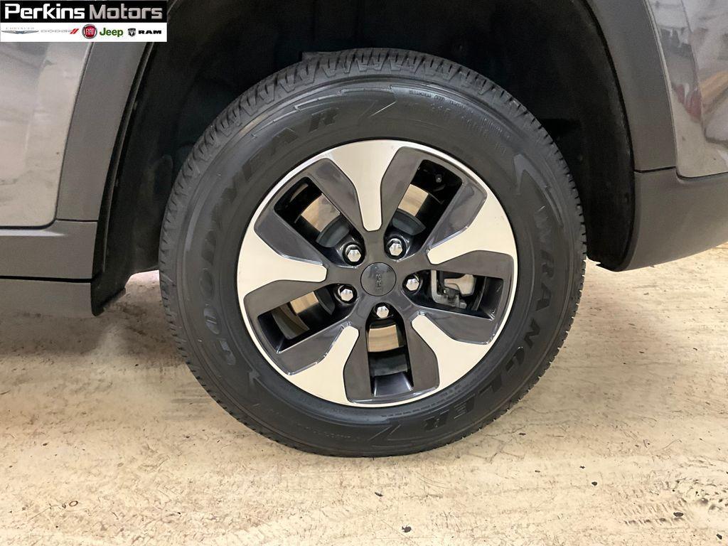 used 2024 Jeep Grand Cherokee 4xe car, priced at $30,811