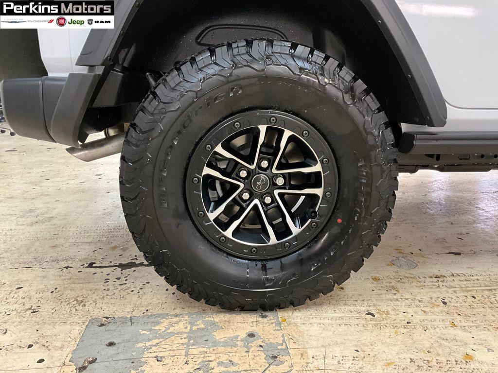 new 2025 Jeep Wrangler car, priced at $47,091