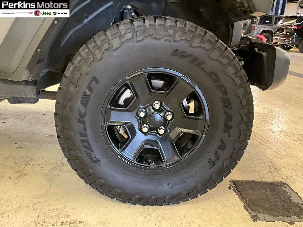 used 2022 Jeep Gladiator car, priced at $35,982