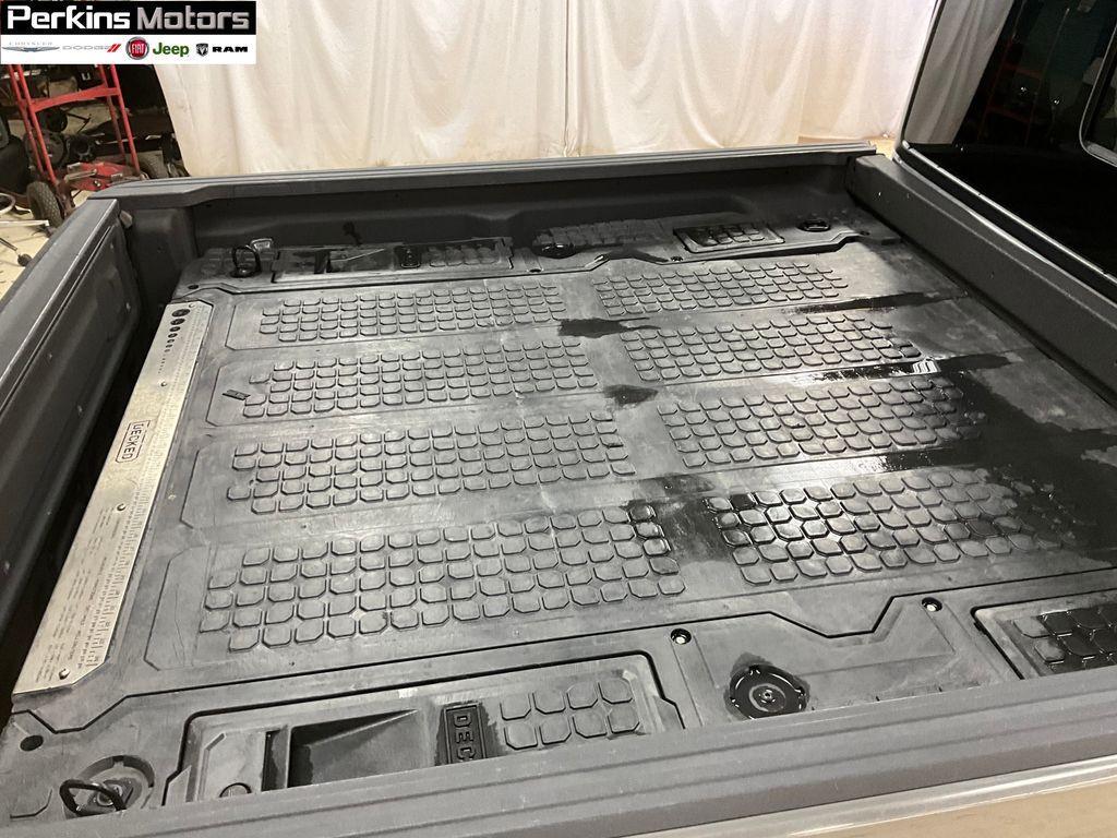 used 2022 Jeep Gladiator car, priced at $35,982