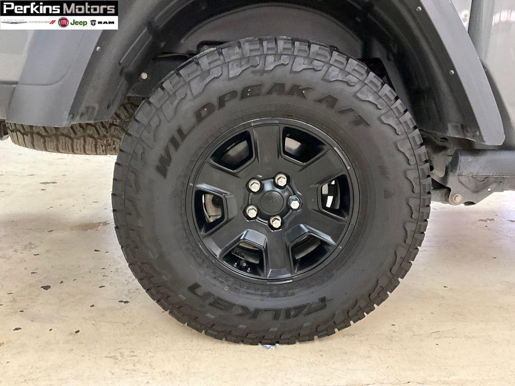 used 2022 Jeep Gladiator car, priced at $35,982