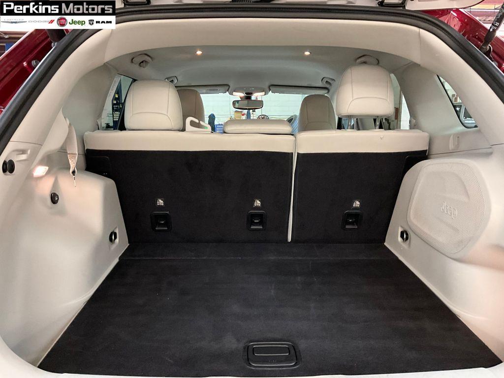 used 2020 Jeep Cherokee car, priced at $15,294