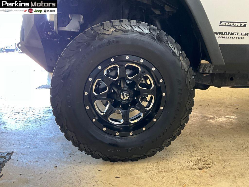 used 2012 Jeep Wrangler Unlimited car, priced at $19,278