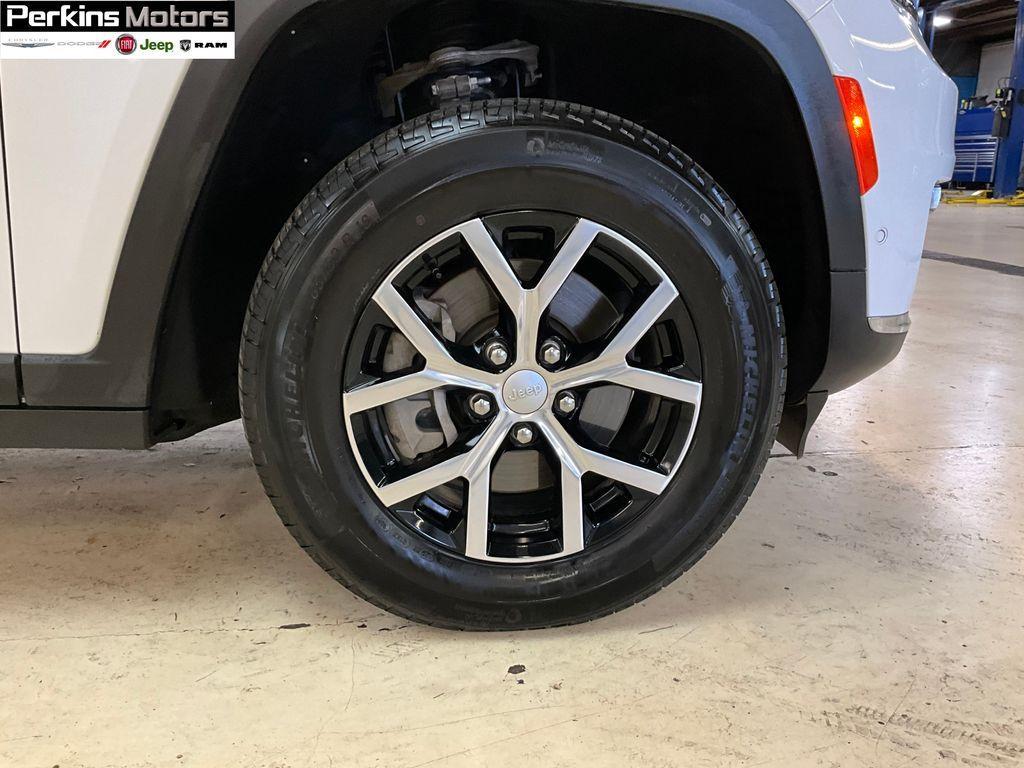 used 2024 Jeep Grand Cherokee L car, priced at $39,996