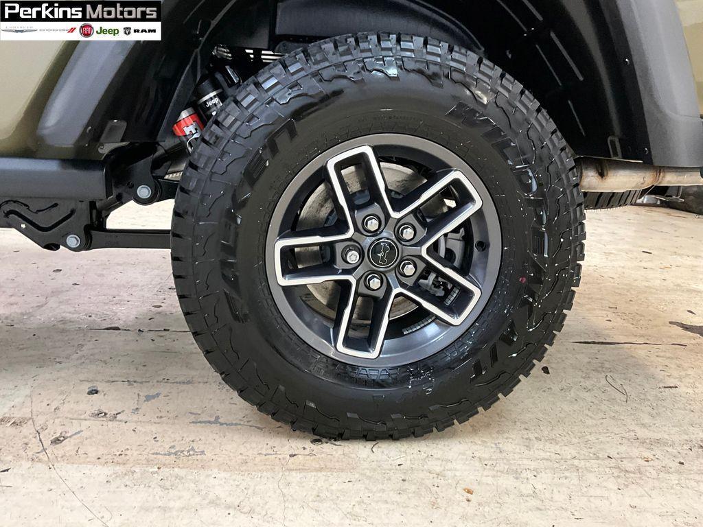 new 2025 Jeep Gladiator car, priced at $51,995