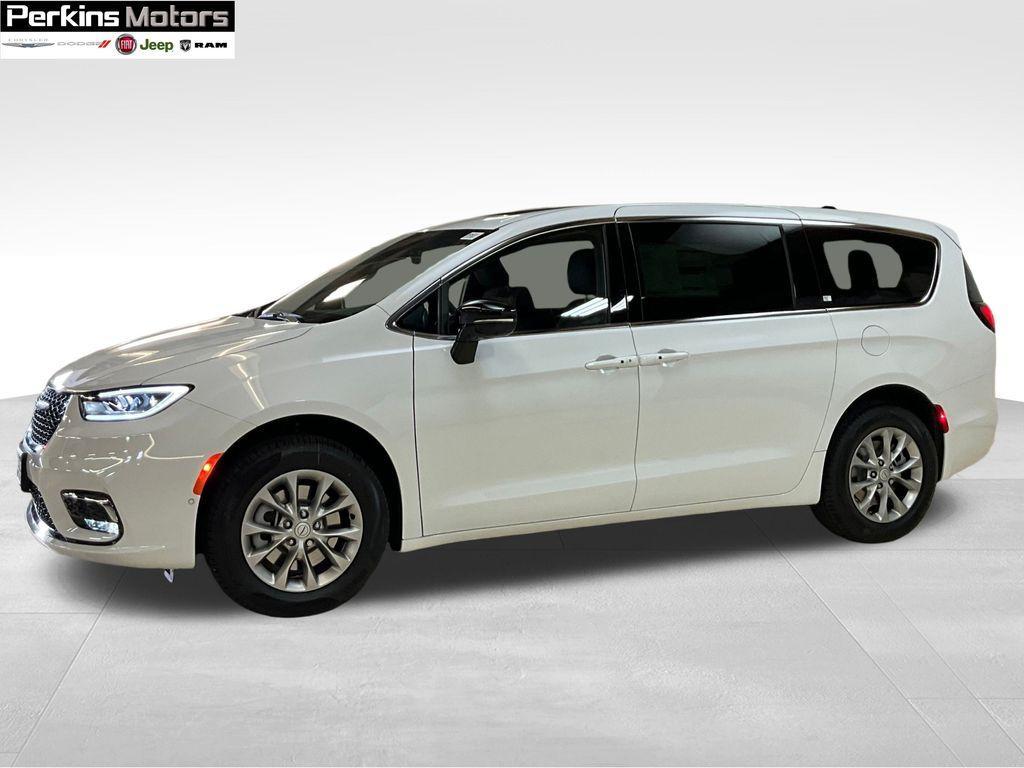 new 2026 Chrysler Pacifica car, priced at $53,438