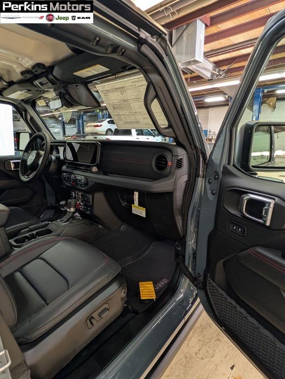 new 2026 Jeep Gladiator car, priced at $61,833