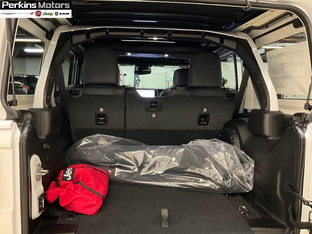 new 2025 Jeep Wrangler car, priced at $55,602