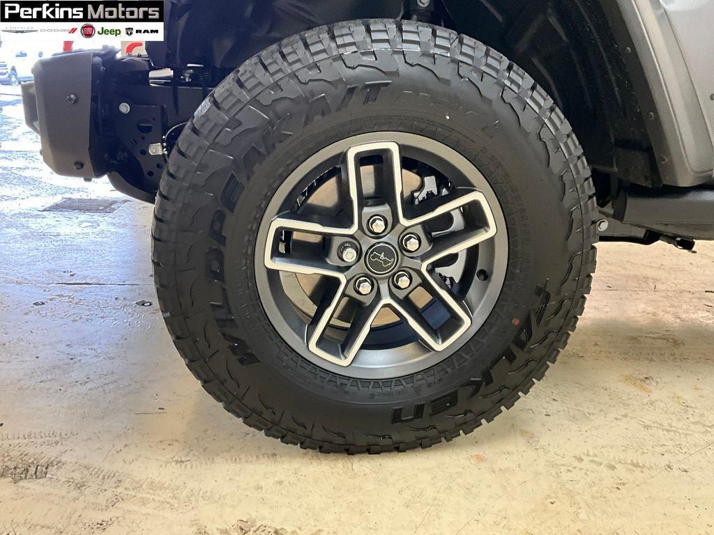 new 2025 Jeep Gladiator car, priced at $51,405