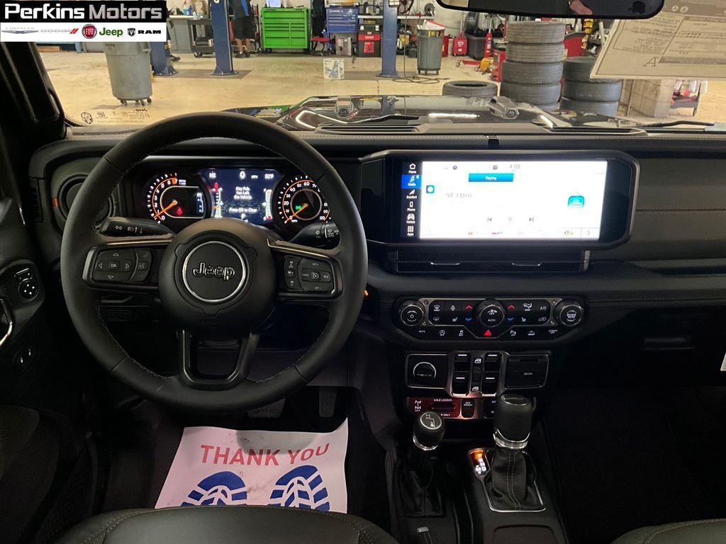 new 2025 Jeep Gladiator car, priced at $51,405