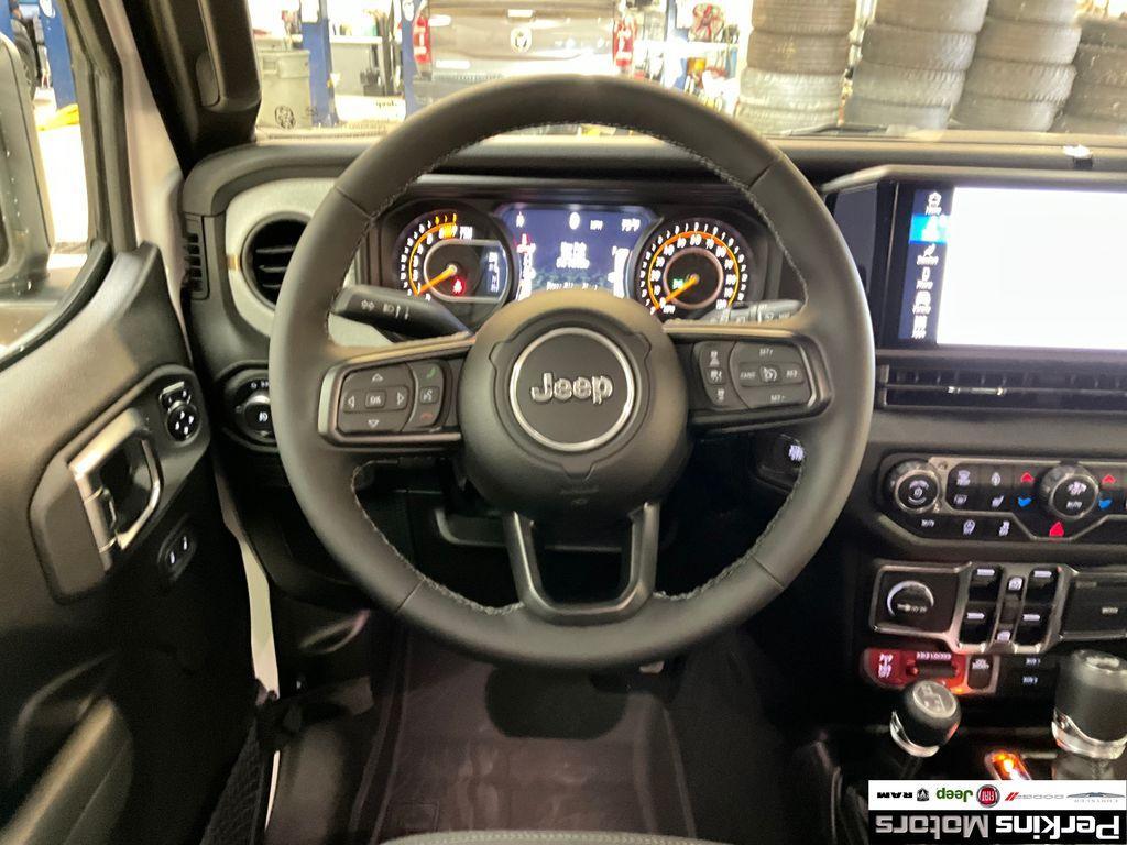 new 2025 Jeep Wrangler car, priced at $48,820