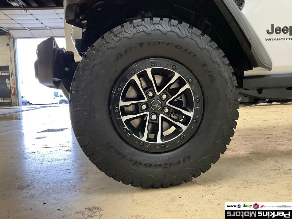 new 2025 Jeep Wrangler car, priced at $48,820