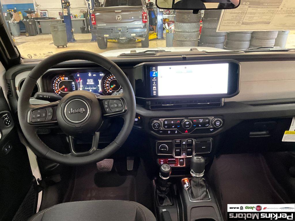new 2025 Jeep Wrangler car, priced at $48,820