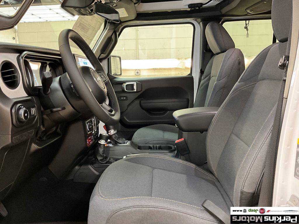 new 2025 Jeep Wrangler car, priced at $48,820