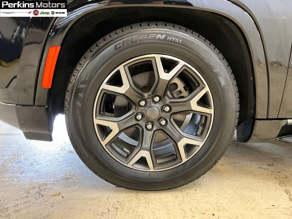 used 2024 Jeep Wagoneer L car, priced at $49,435