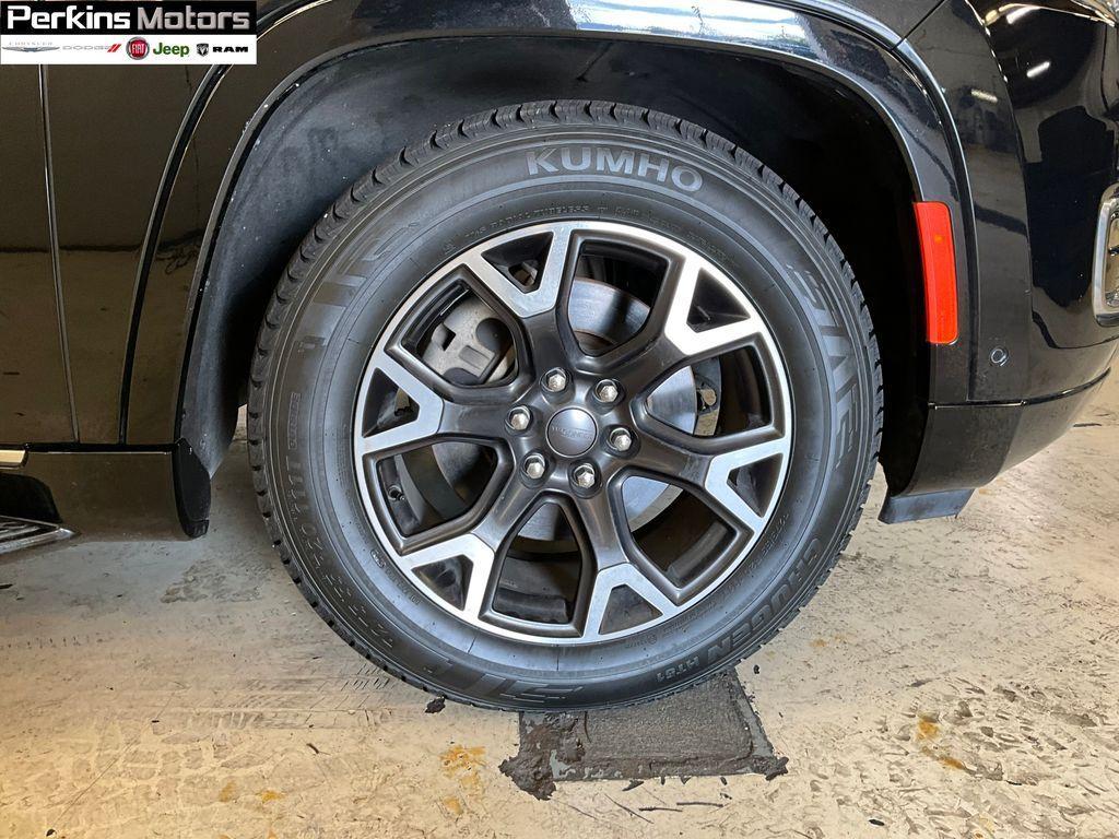 used 2024 Jeep Wagoneer L car, priced at $49,435