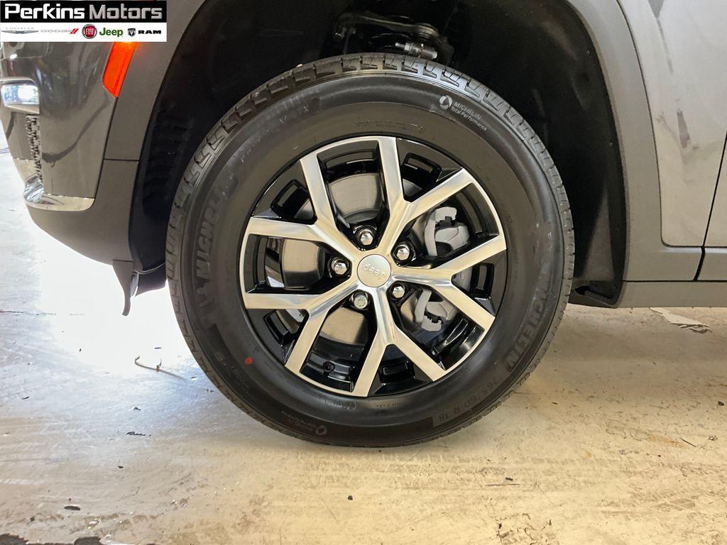 new 2025 Jeep Grand Cherokee L car, priced at $44,299