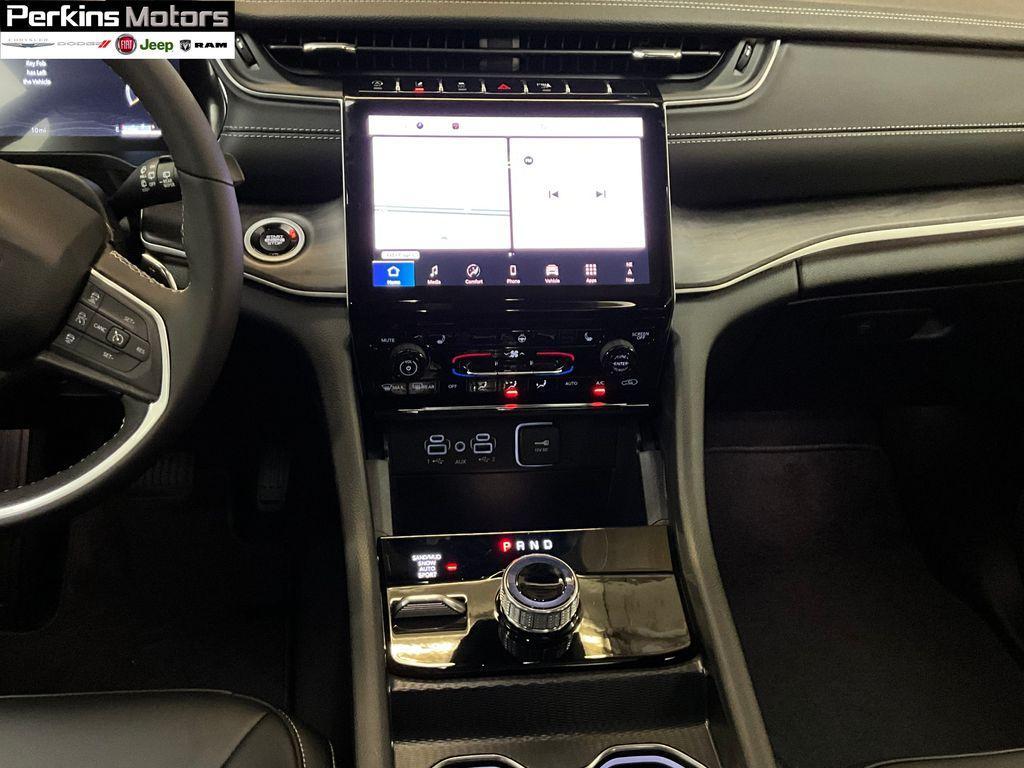 new 2025 Jeep Grand Cherokee L car, priced at $44,299