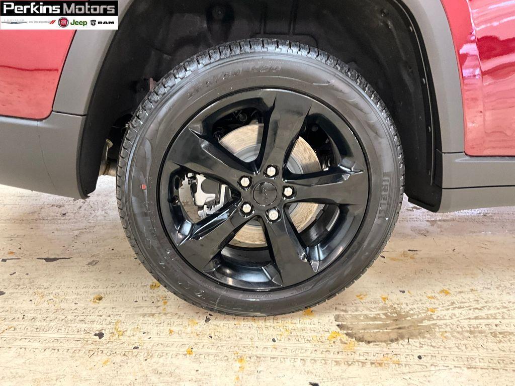 new 2025 Jeep Grand Cherokee L car, priced at $50,752