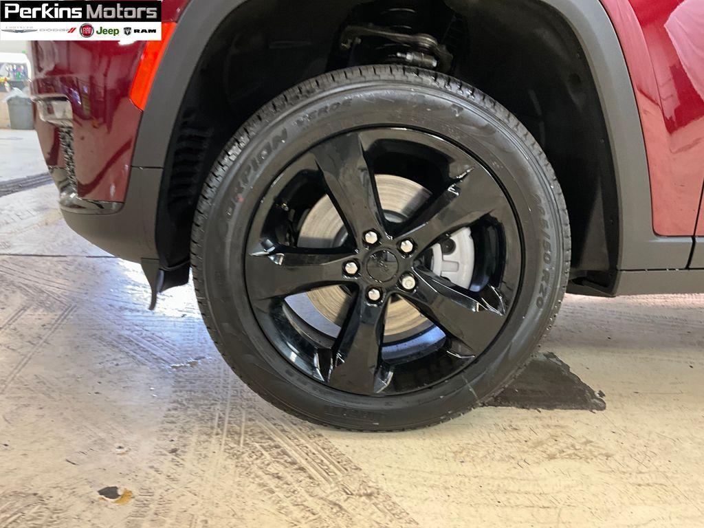 new 2025 Jeep Grand Cherokee L car, priced at $50,752