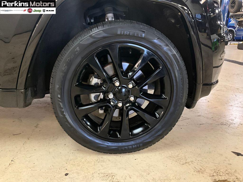 used 2020 Jeep Grand Cherokee car, priced at $23,477