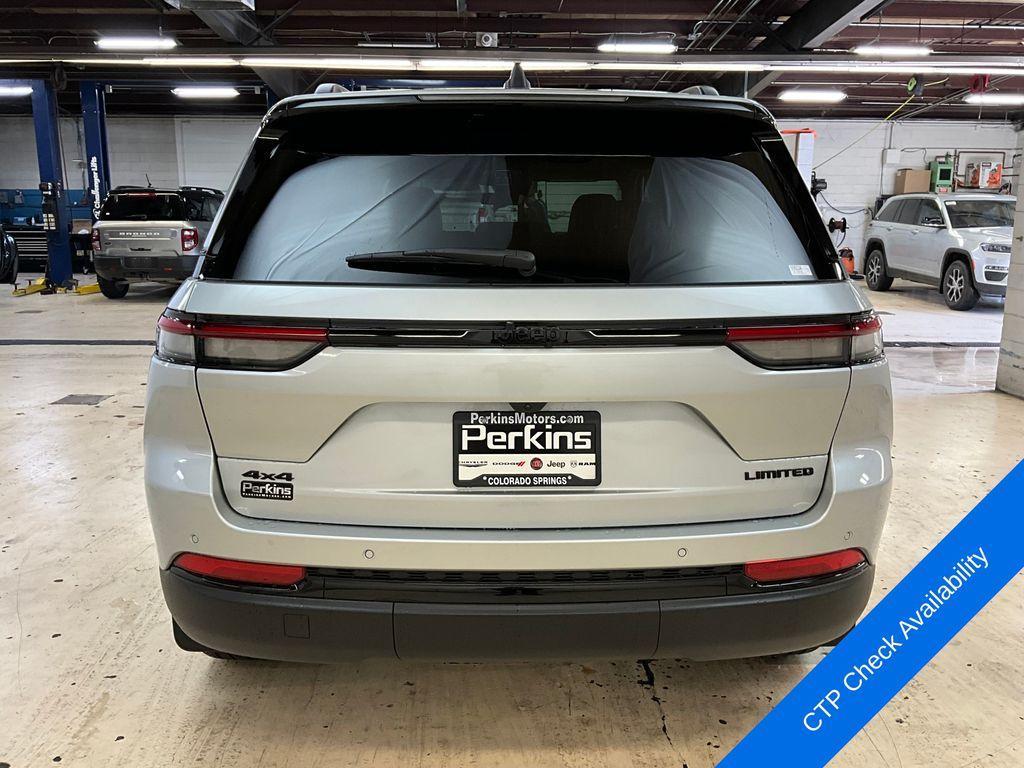 new 2025 Jeep Grand Cherokee car, priced at $48,983