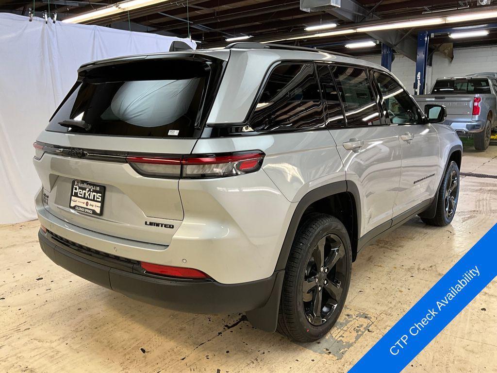 new 2025 Jeep Grand Cherokee car, priced at $48,983