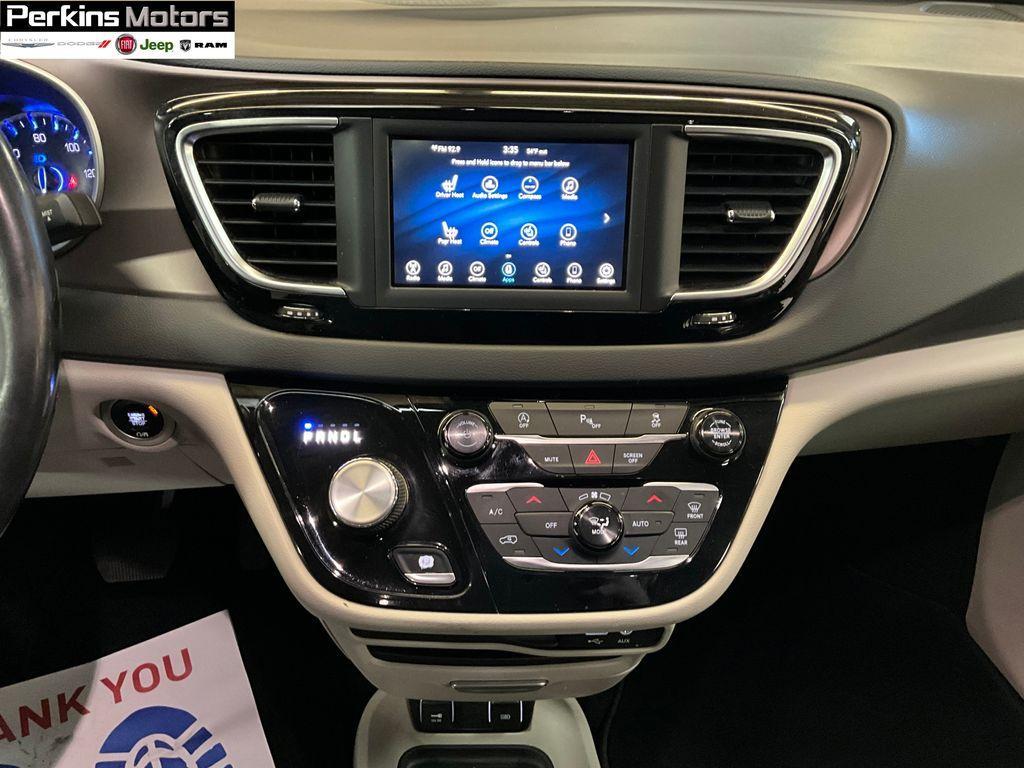 used 2018 Chrysler Pacifica car, priced at $15,594