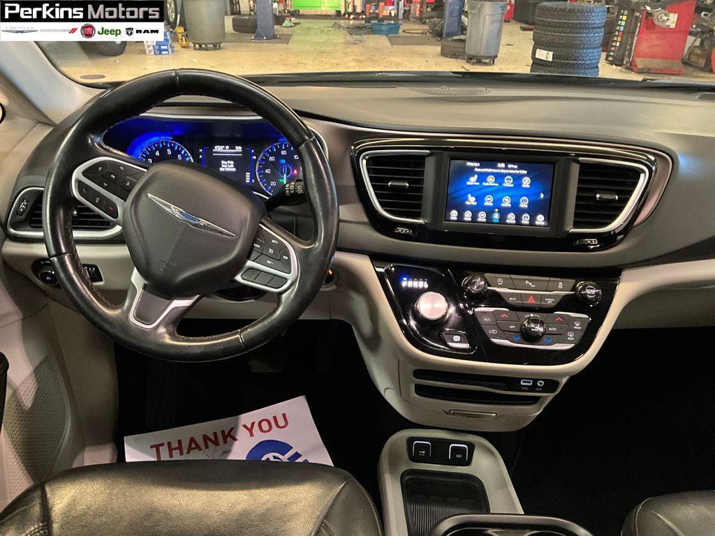 used 2018 Chrysler Pacifica car, priced at $15,594