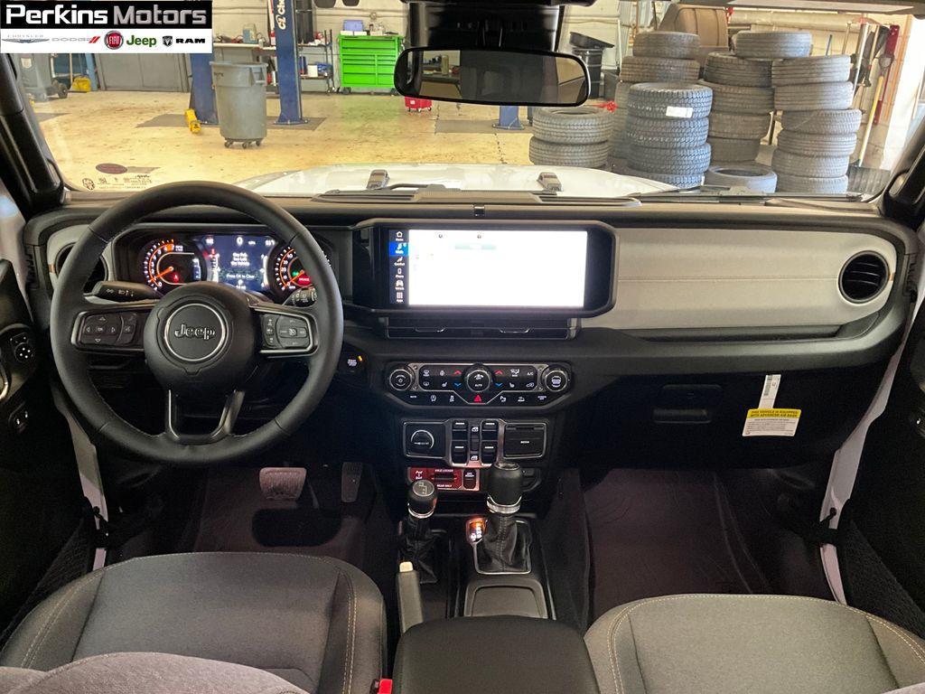 new 2025 Jeep Wrangler car, priced at $44,166