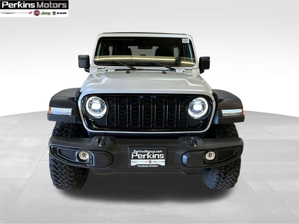 new 2025 Jeep Wrangler car, priced at $44,166