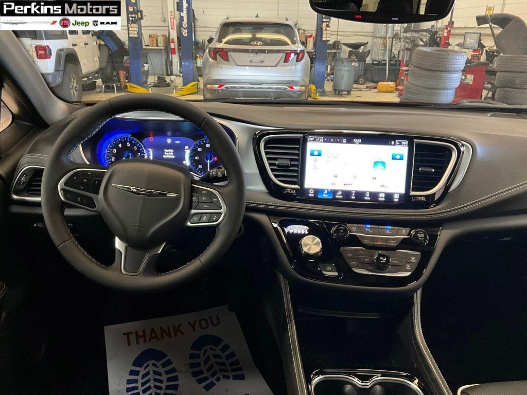 new 2026 Chrysler Pacifica car, priced at $53,677